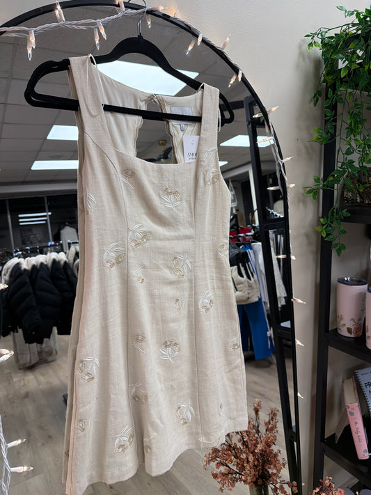 Meadow Bloom Open-Back Dress