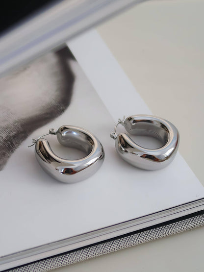 Hunter Earring