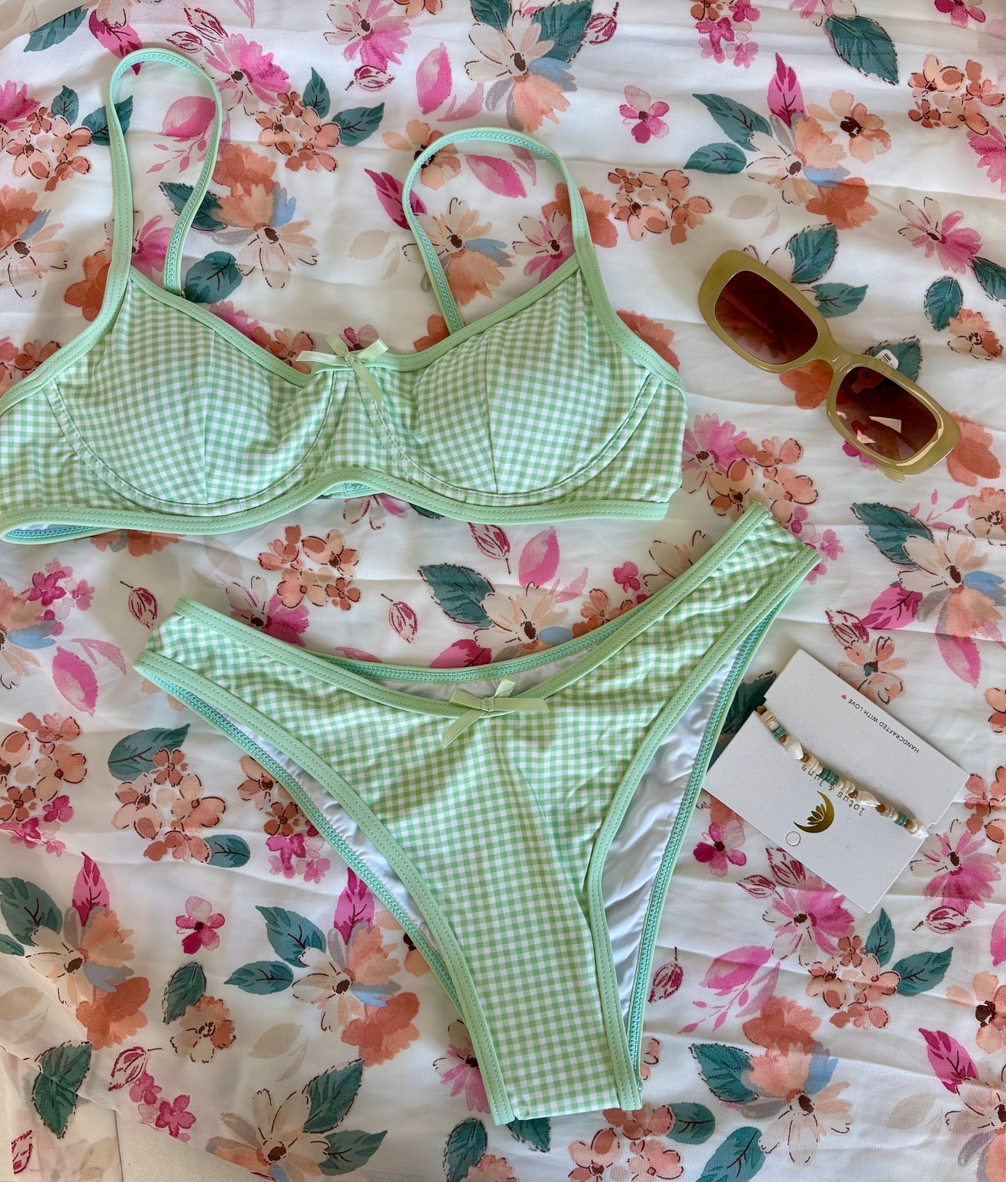 Seaside Picnic Bottom