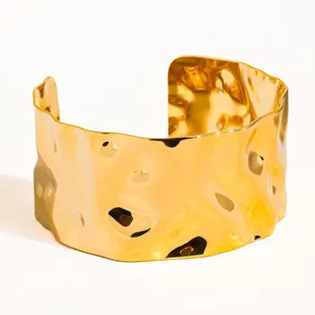 Baiser Bangle