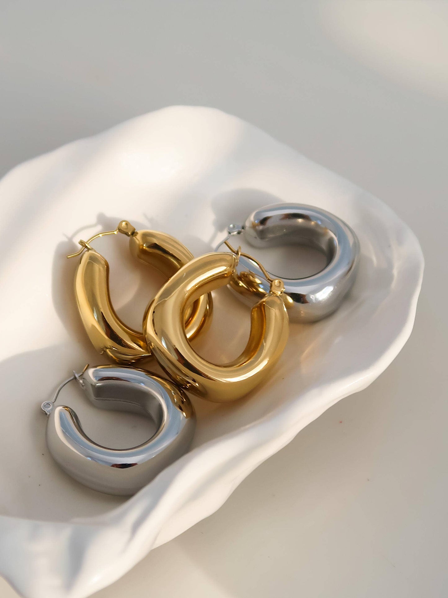 Hunter Earring
