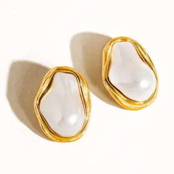 Yasmin Earring